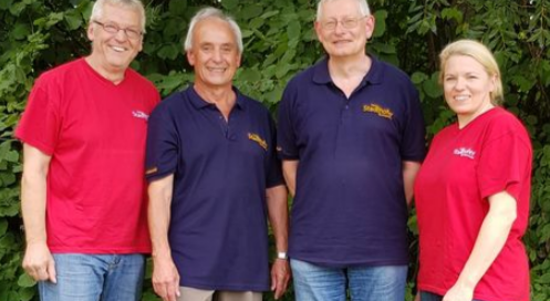 Die Jubilare mit den Stadlhofers