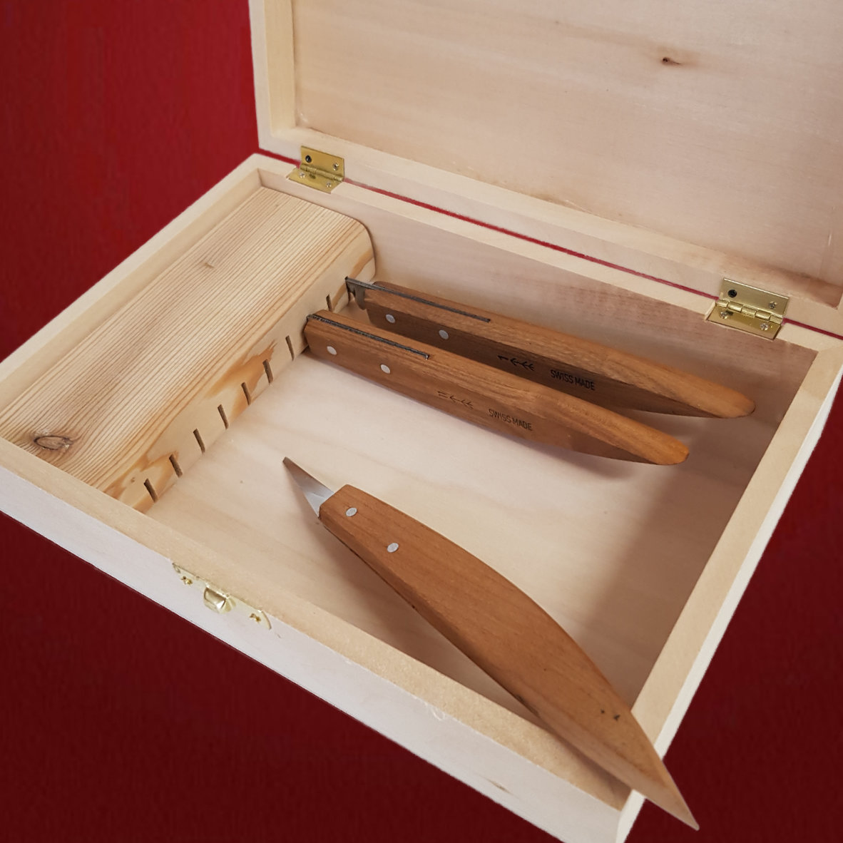 Kerbschnittmesserbox